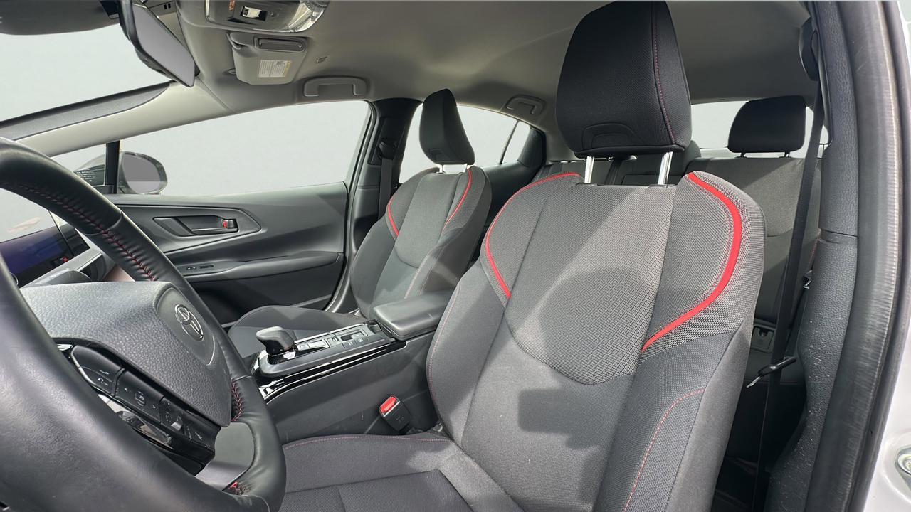 2024 Toyota Prius Prime XSE Premium Auto Photo
