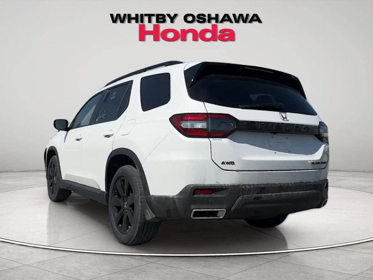 2025 Honda Pilot Black Edition AWD Photo4