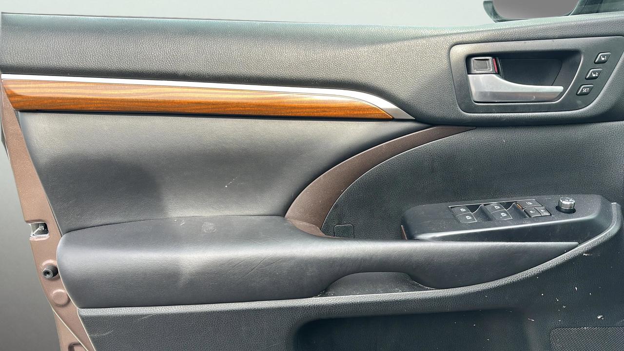 2018 Toyota Highlander AWD limited Photo
