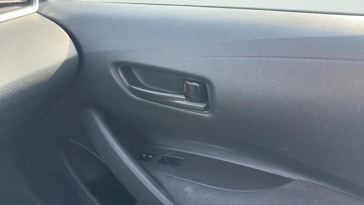 2022 Toyota Corolla LE CVT Photo