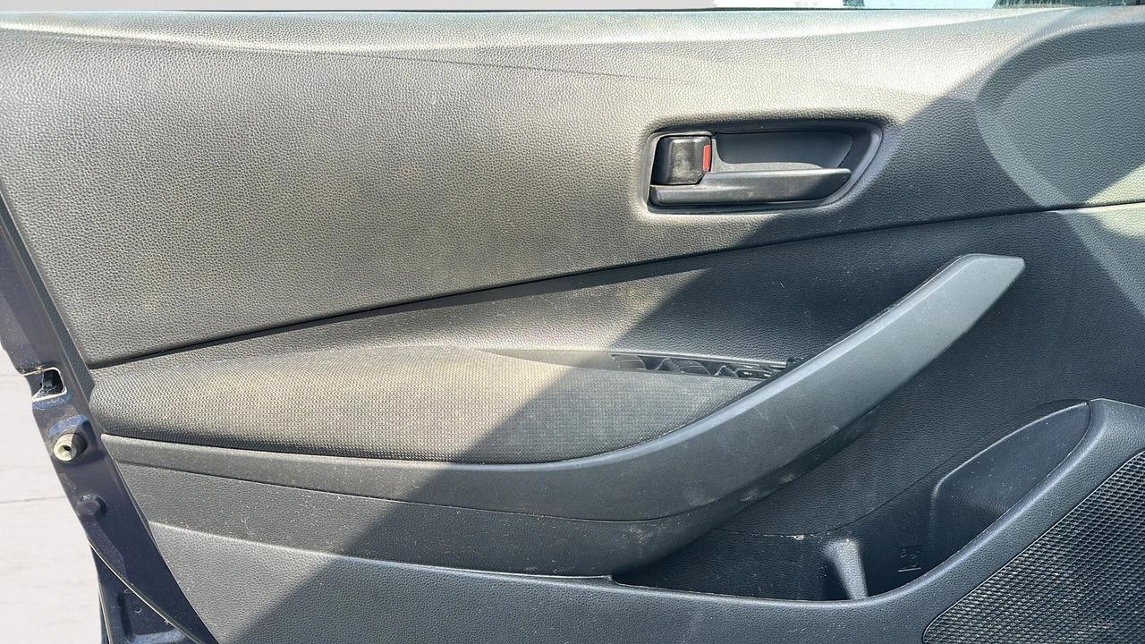 2022 Toyota Corolla LE CVT Photo