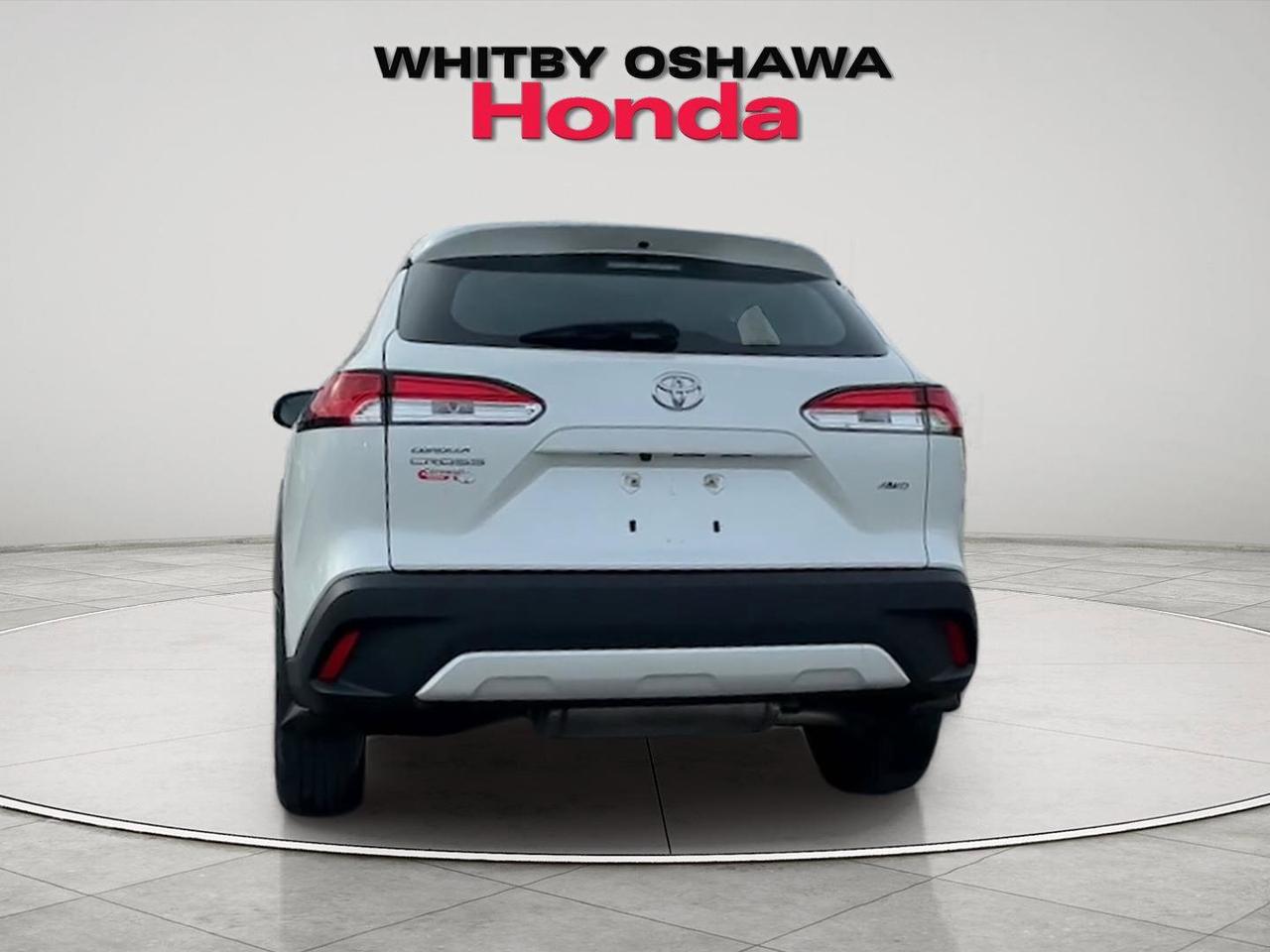 2023 Toyota Corolla Cross L AWD Photo