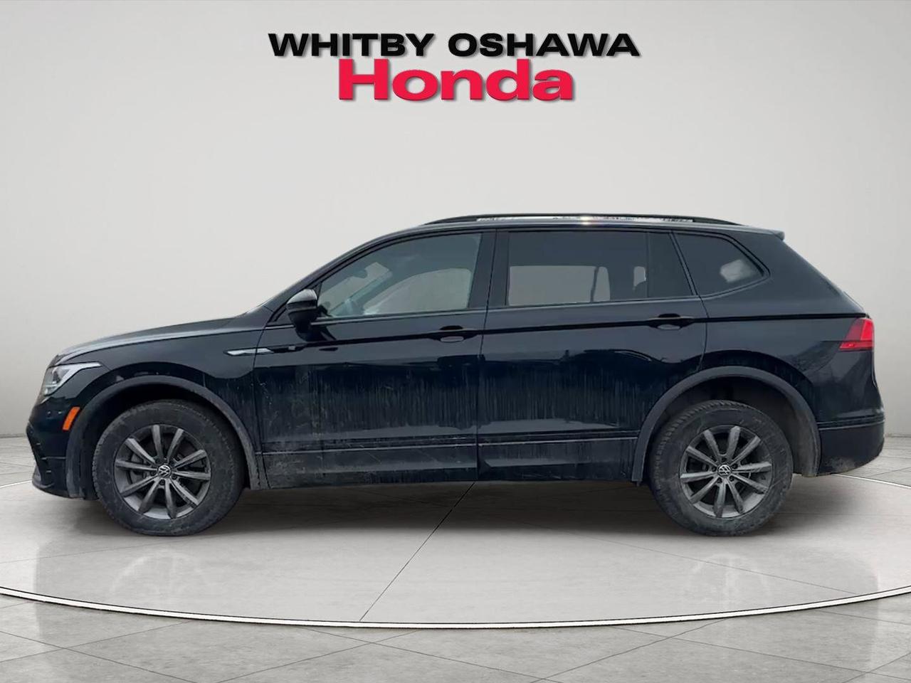 2022 Volkswagen Tiguan Comfortline R-Line Black Edition 4MOTION Photo
