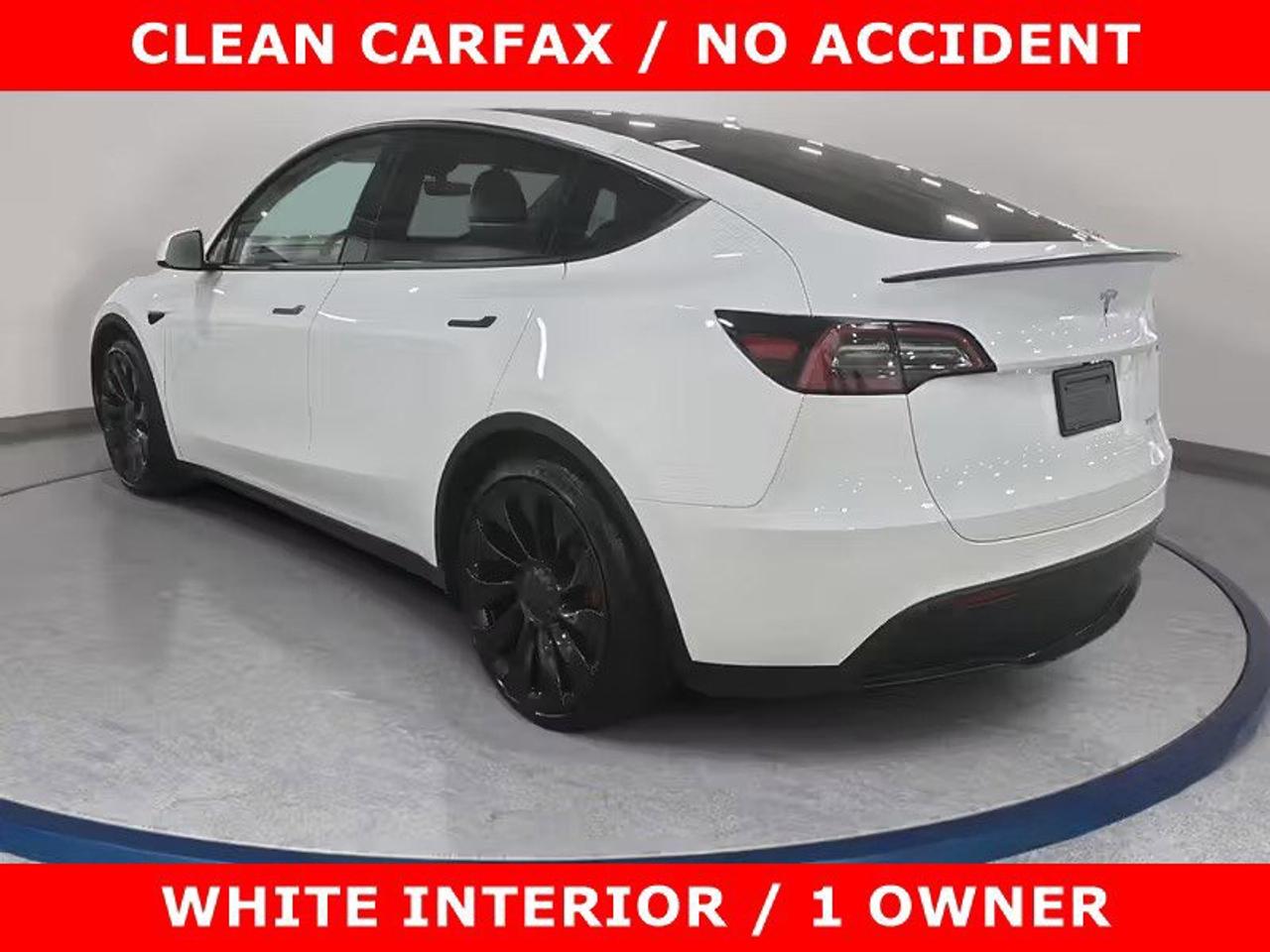 2022 Tesla Model Y PERFORMANCE Photo