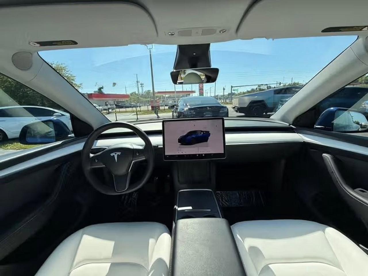 2022 Tesla Model Y LONG RANGE Photo