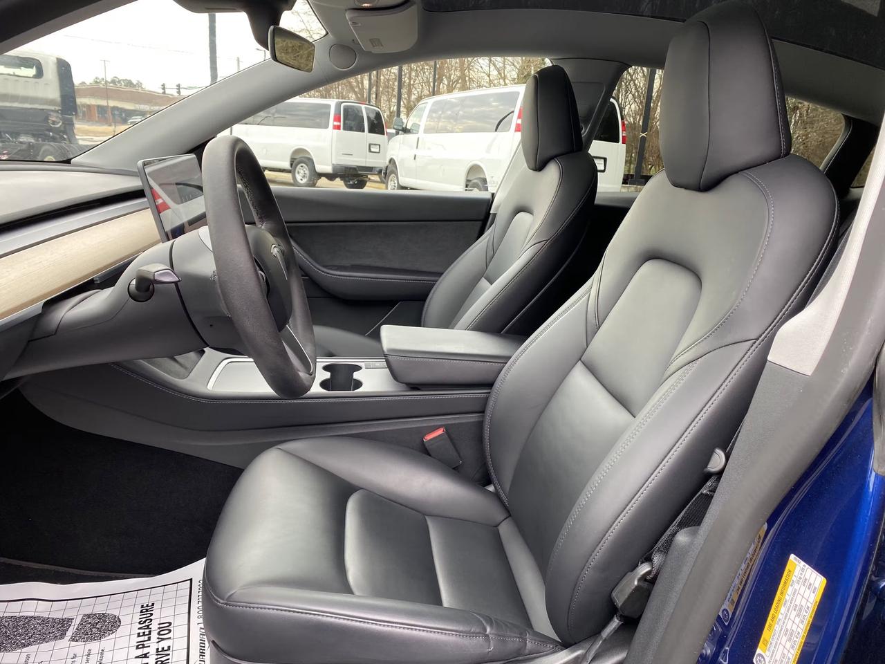 2022 Tesla Model Y LONG RANGE Photo