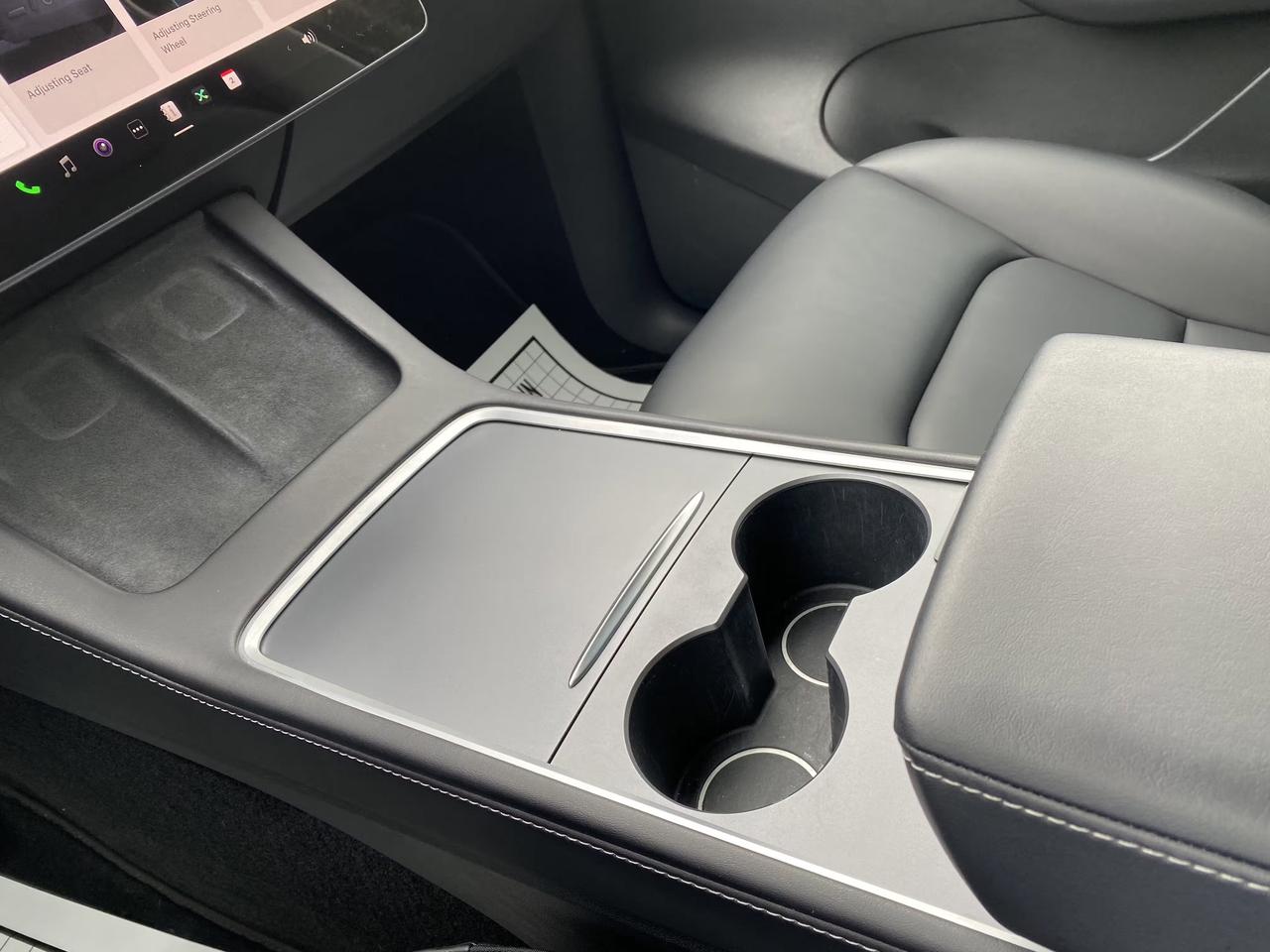 2022 Tesla Model Y LONG RANGE Photo