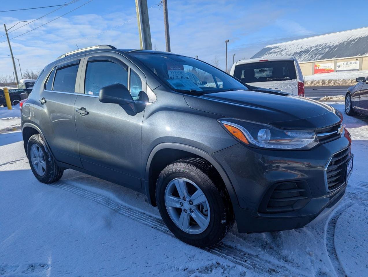 2019 Chevrolet Trax LT  GREAT GAS MILEAGE!! Photo