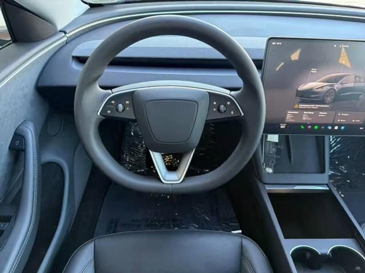 2024 Tesla Model 3 LONG RANGE Photo