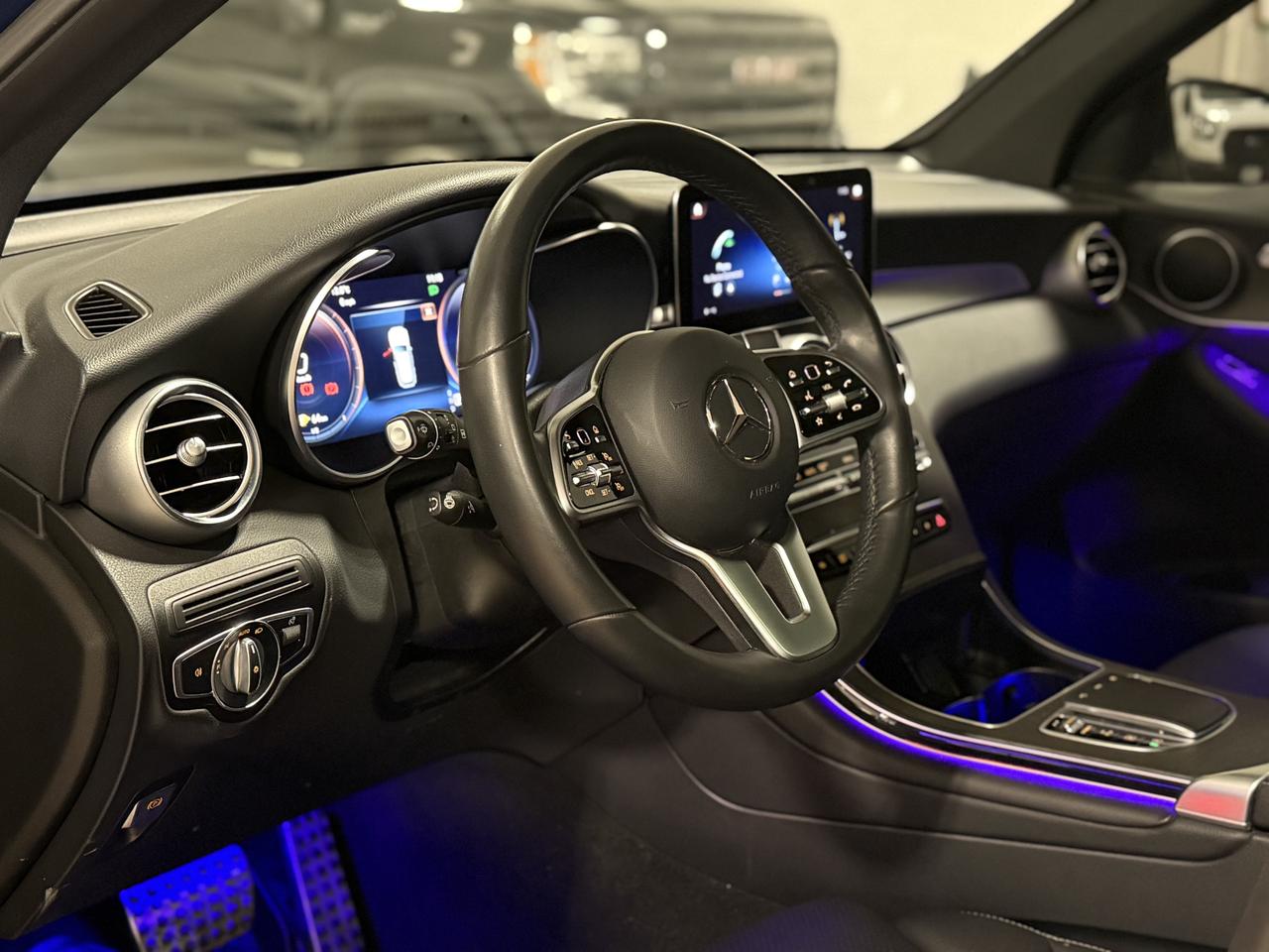 2022 Mercedes-Benz GLC 300 GLC 300 | AMG PKG Photo