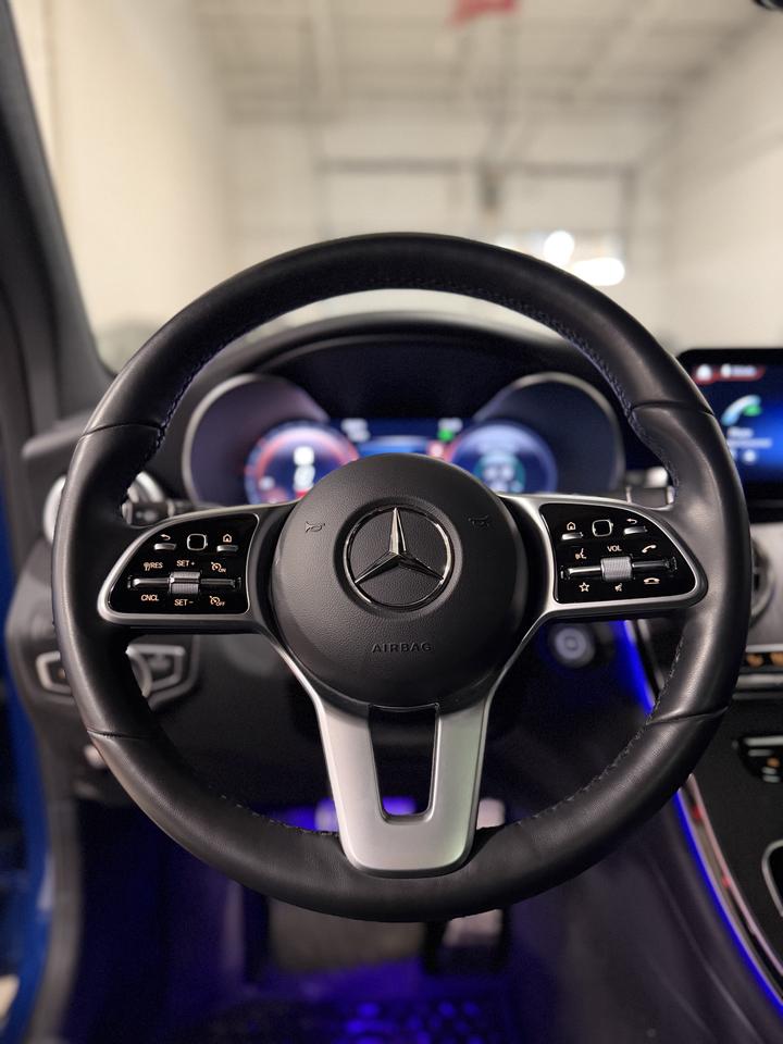2022 Mercedes-Benz GLC 300 GLC 300 | AMG PKG Photo