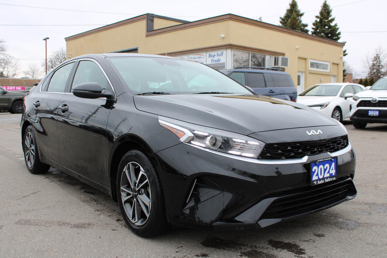 2024 Kia Forte EX Photo0