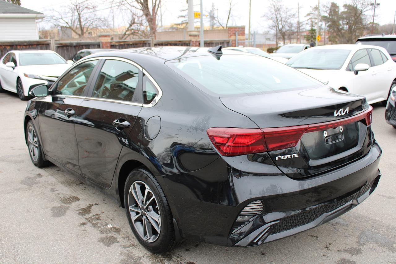 2024 Kia Forte EX Photo