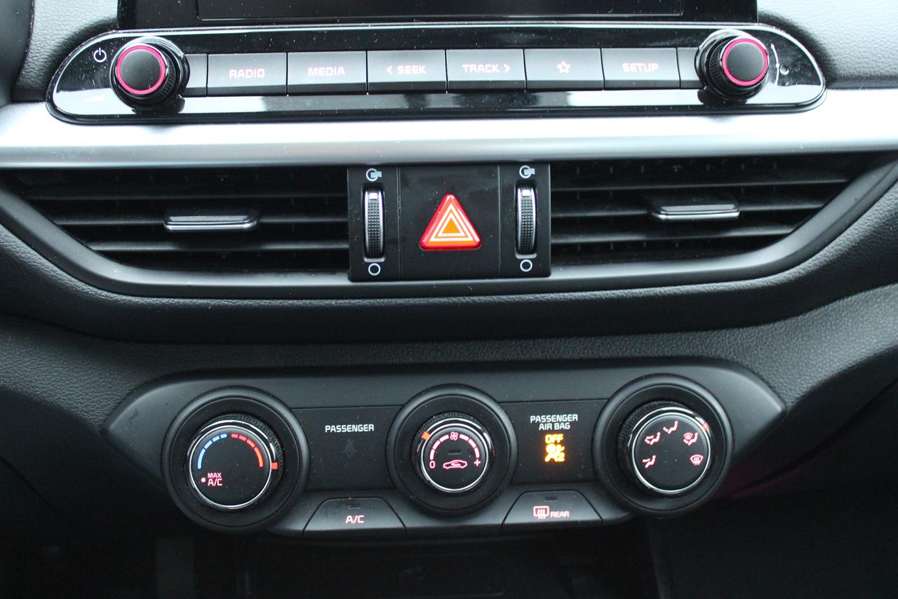 2024 Kia Forte EX Photo