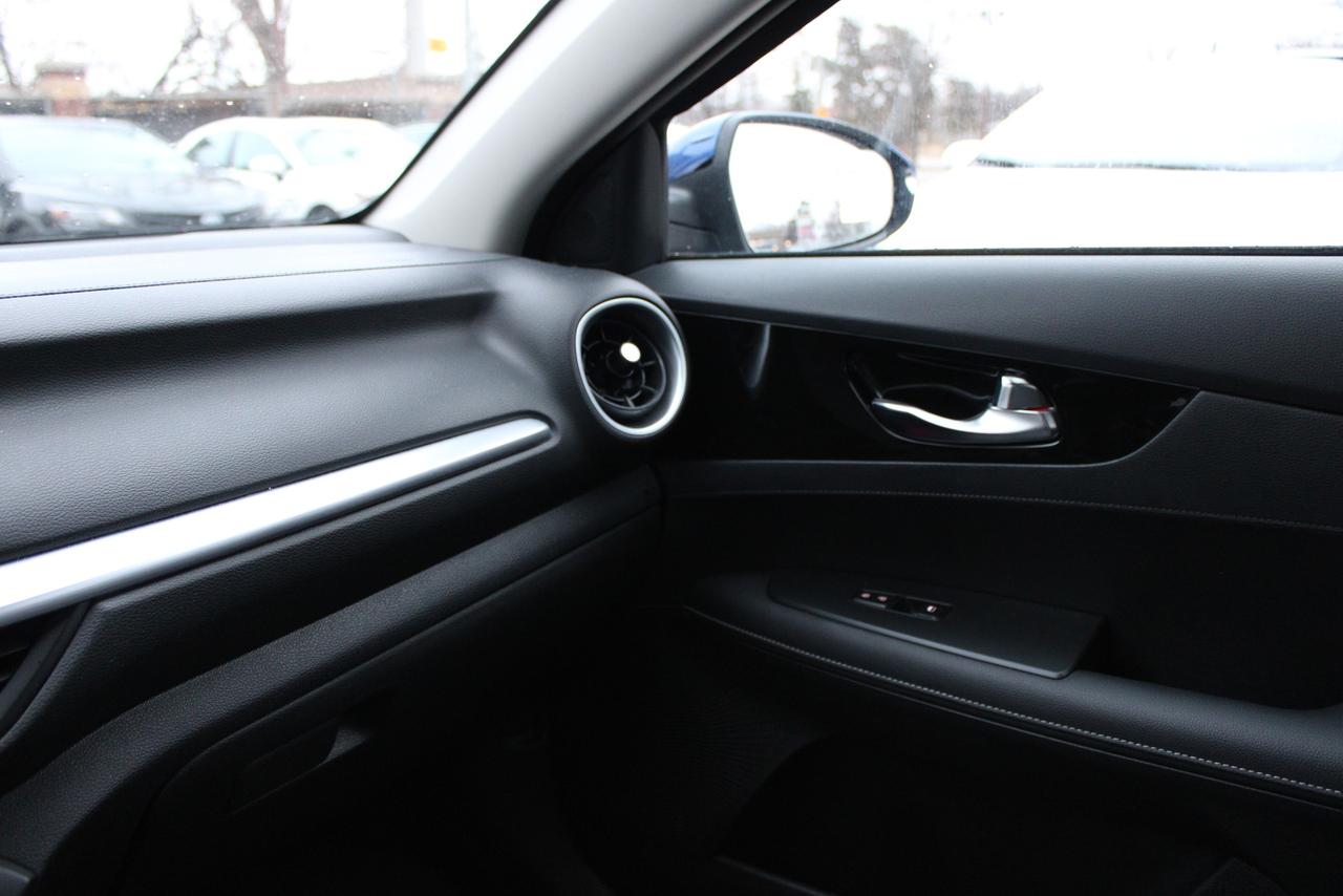 2024 Kia Forte EX Photo