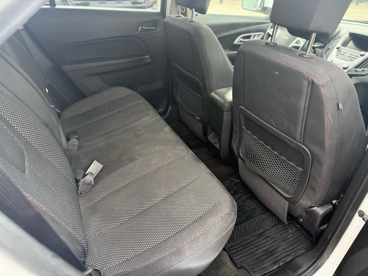 2017 Chevrolet Equinox LT Photo