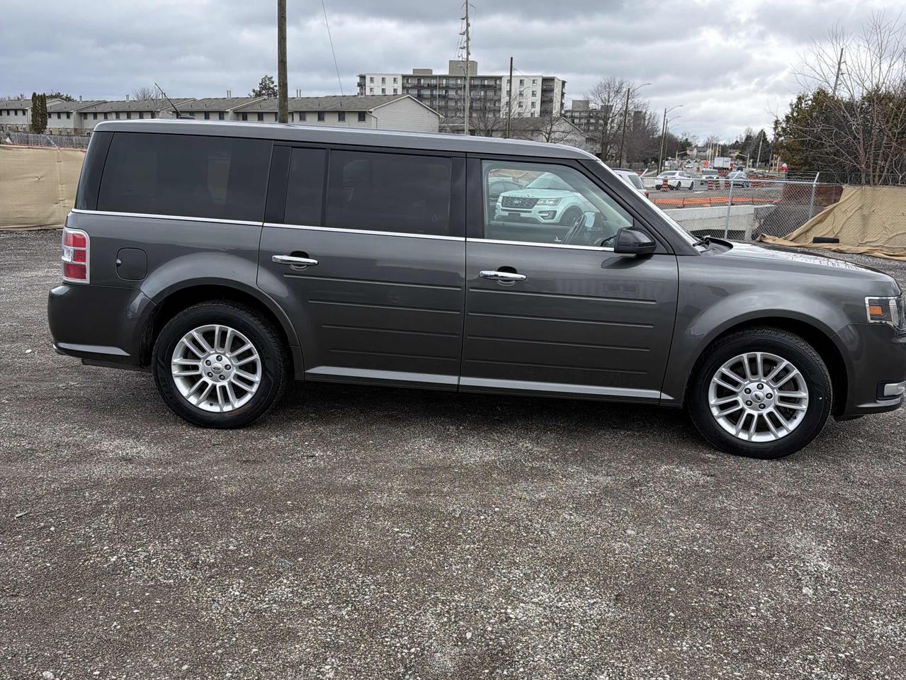 2016 Ford Flex SEL | 7 Seater | Leather | Nav | Cam | Alloys ++ Photo