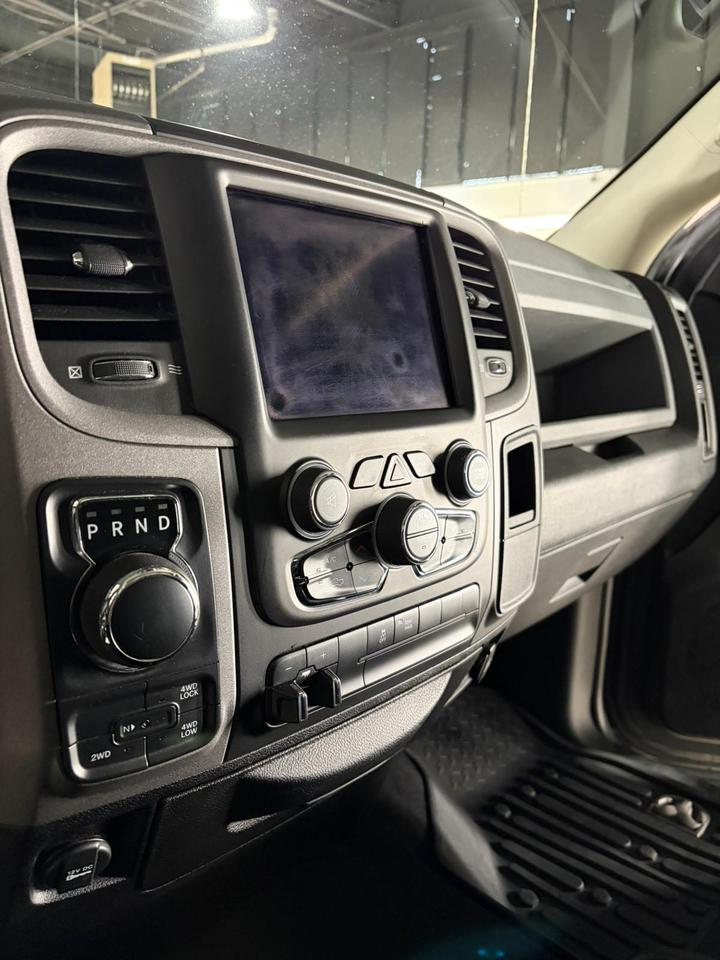 2019 RAM 1500 Classic EXPRESS Photo