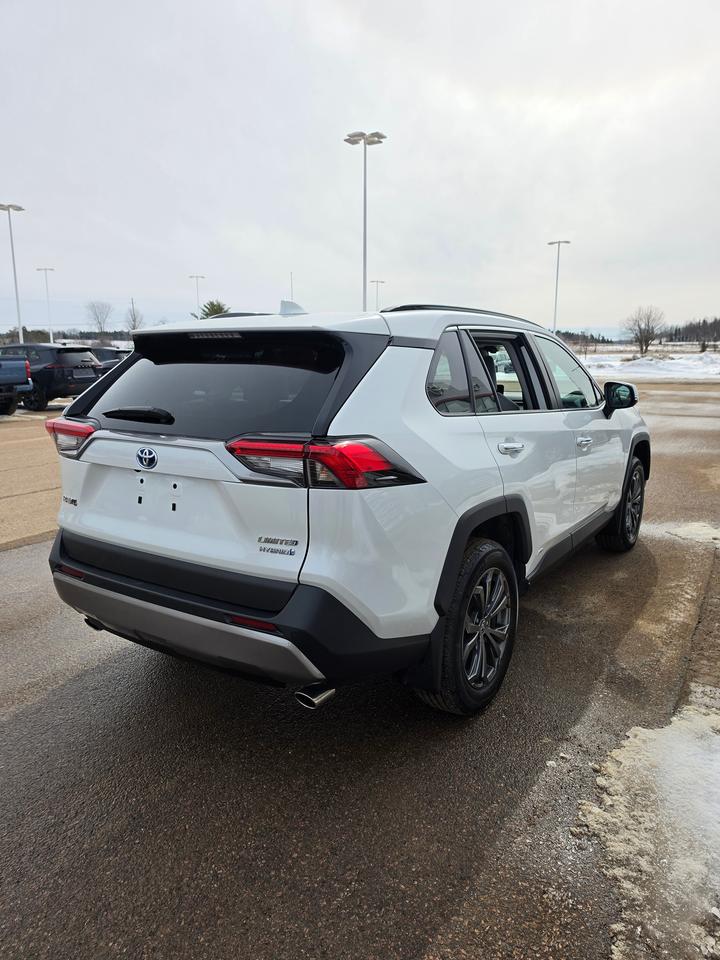 2024 Toyota RAV4 Hybrid Limited Photo2