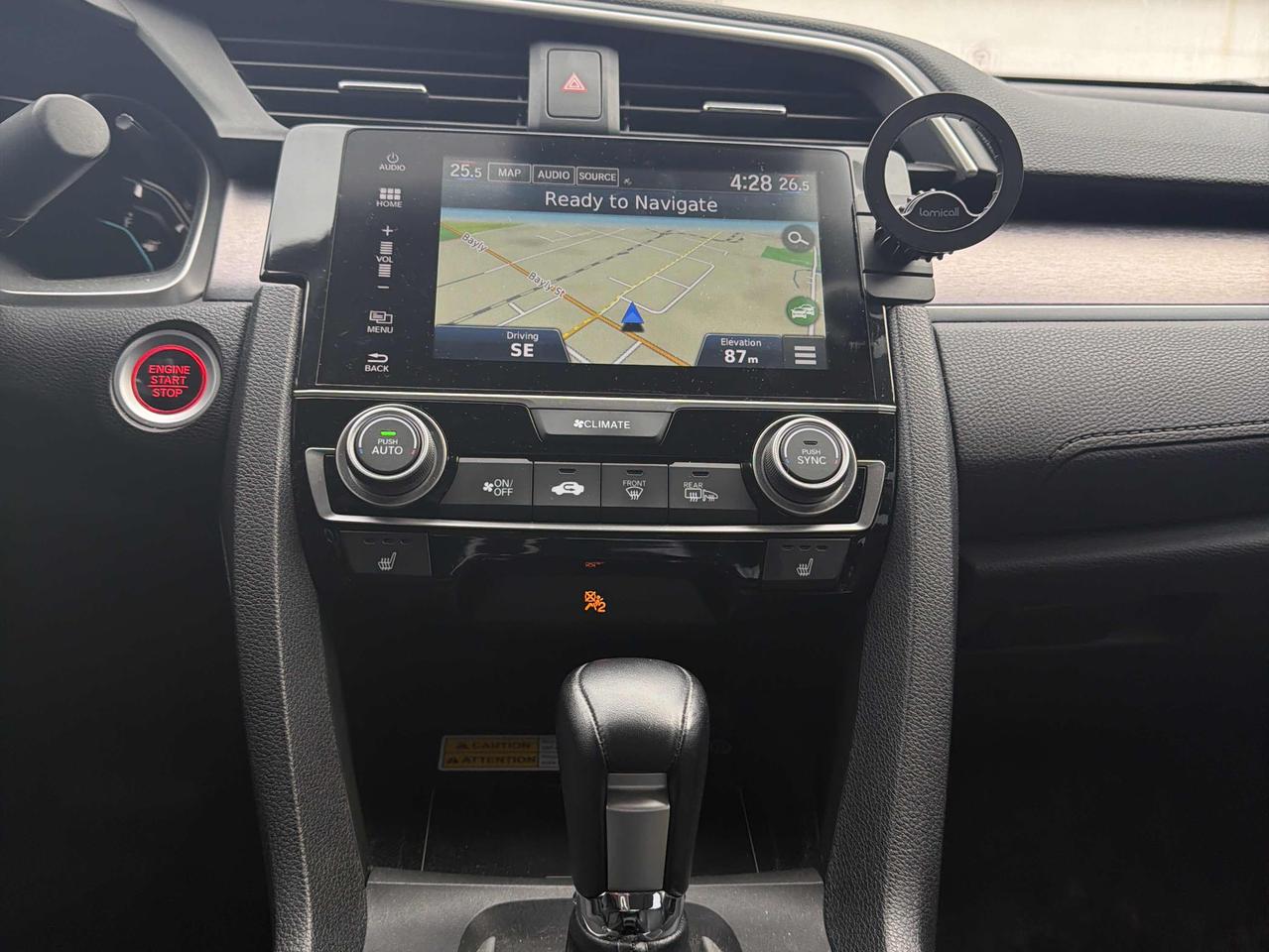 2016 Honda Civic Touring | Auto | Leather | Roof | Nav | Cam | Tint Photo11