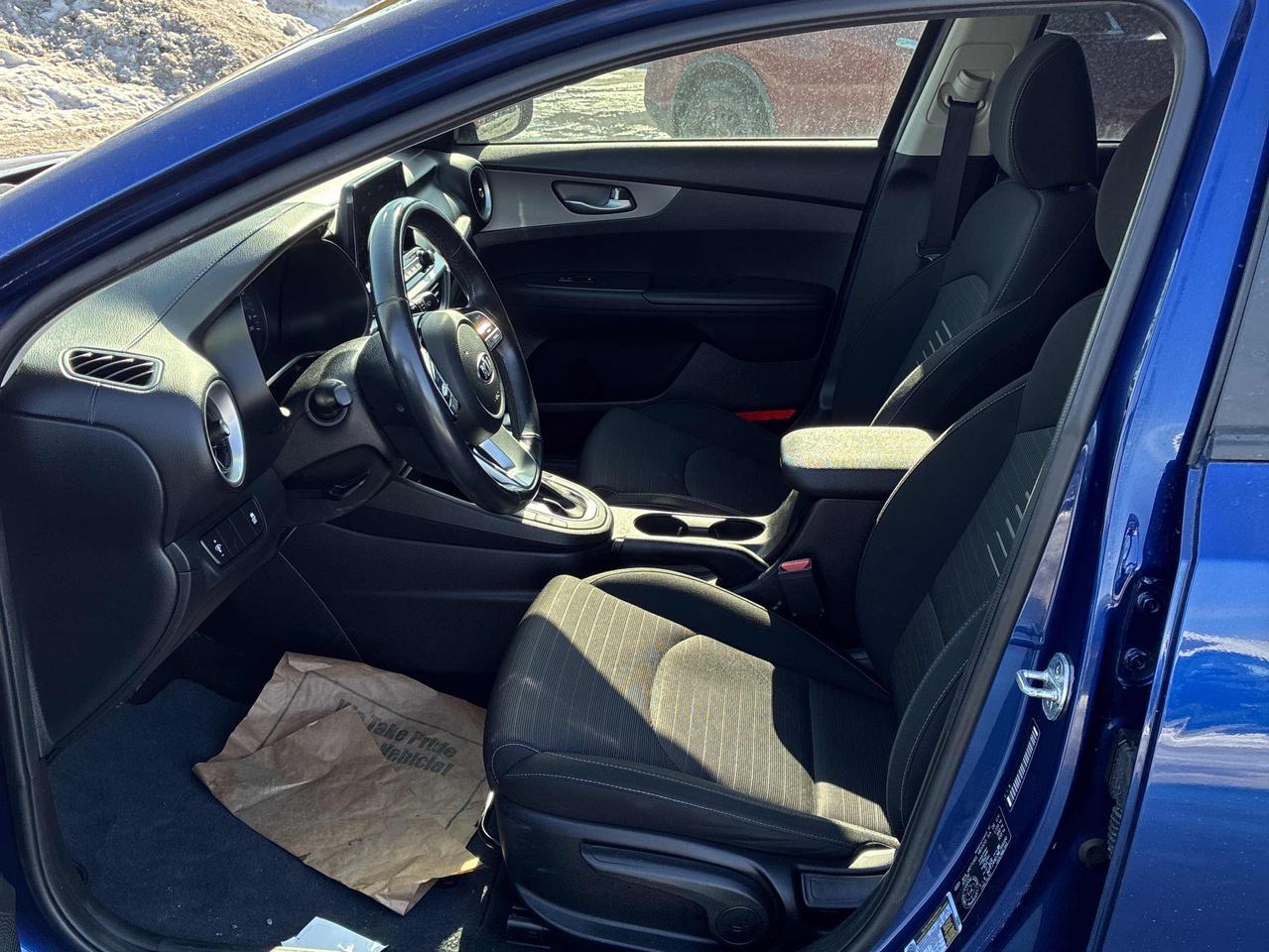 2021 Kia Forte LX | Auto | CarPlay | Reverse Cam | 1 Owner & More Photo24