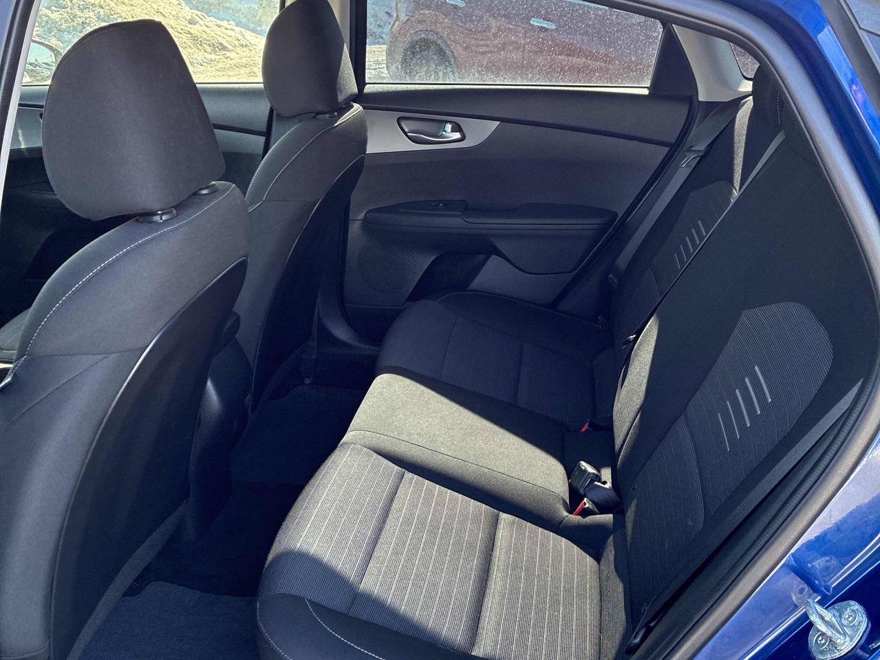 2021 Kia Forte LX | Auto | CarPlay | Reverse Cam | 1 Owner & More Photo