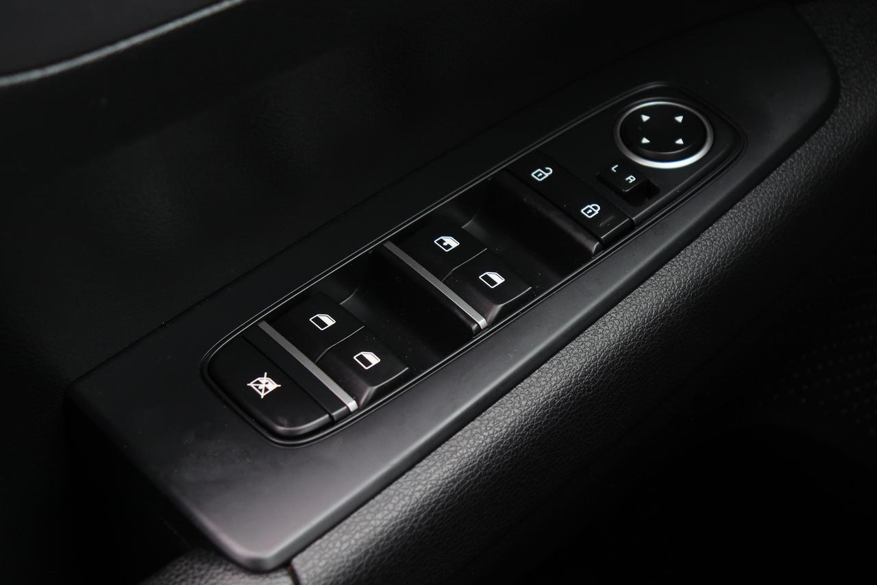 2021 Kia Forte LX | Auto | CarPlay | Reverse Cam | 1 Owner & More Photo46