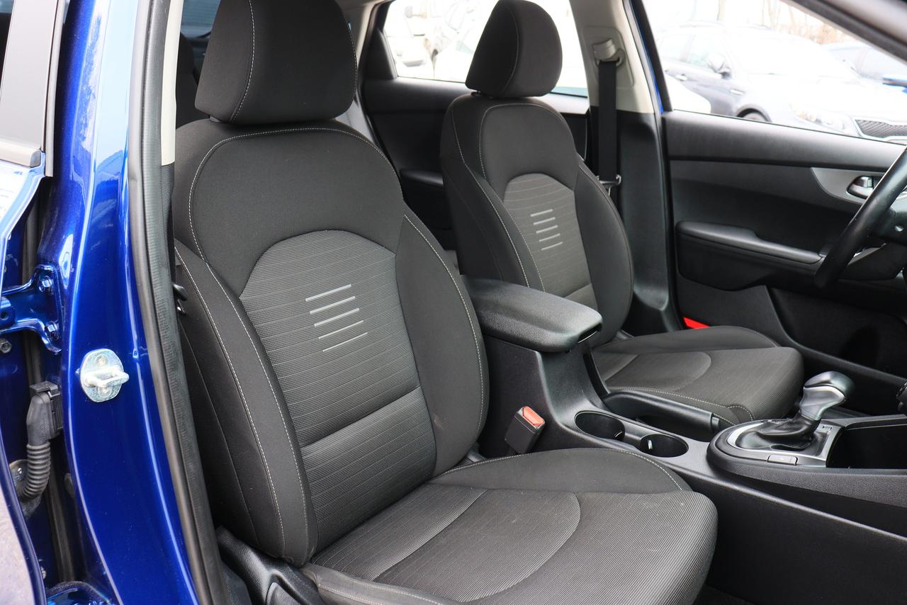 2021 Kia Forte LX | Auto | CarPlay | Reverse Cam | 1 Owner & More Photo57