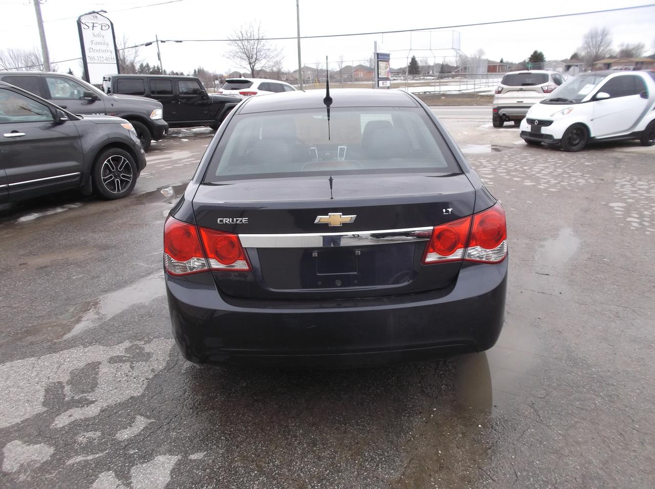 2014 Chevrolet Cruze LT Photo3