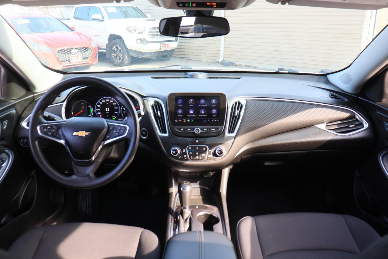 2019 Chevrolet Malibu Hybrid | Cam | CarPlay | GM Serviced | Very Clean Photo68