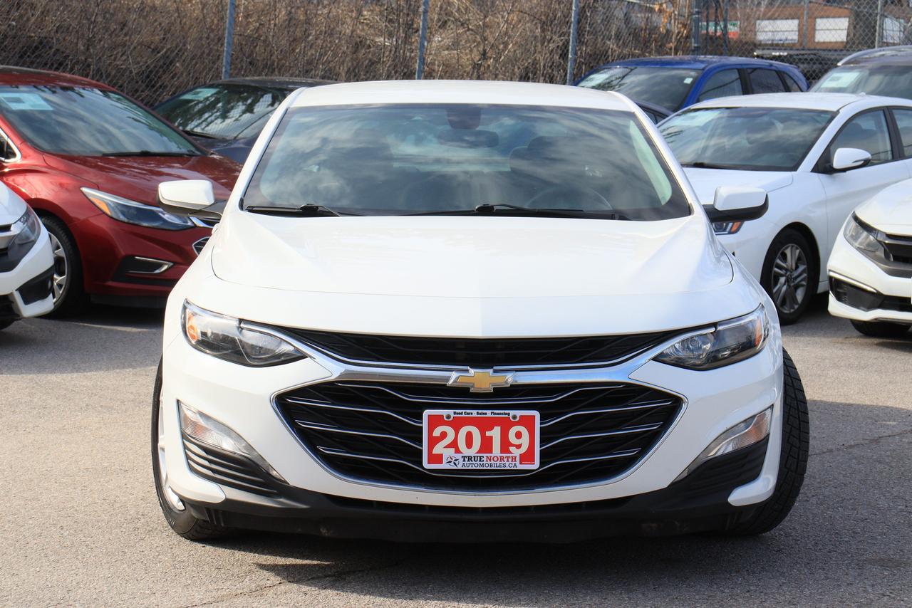 2019 Chevrolet Malibu Hybrid | Cam | CarPlay | GM Serviced | Very Clean Photo4