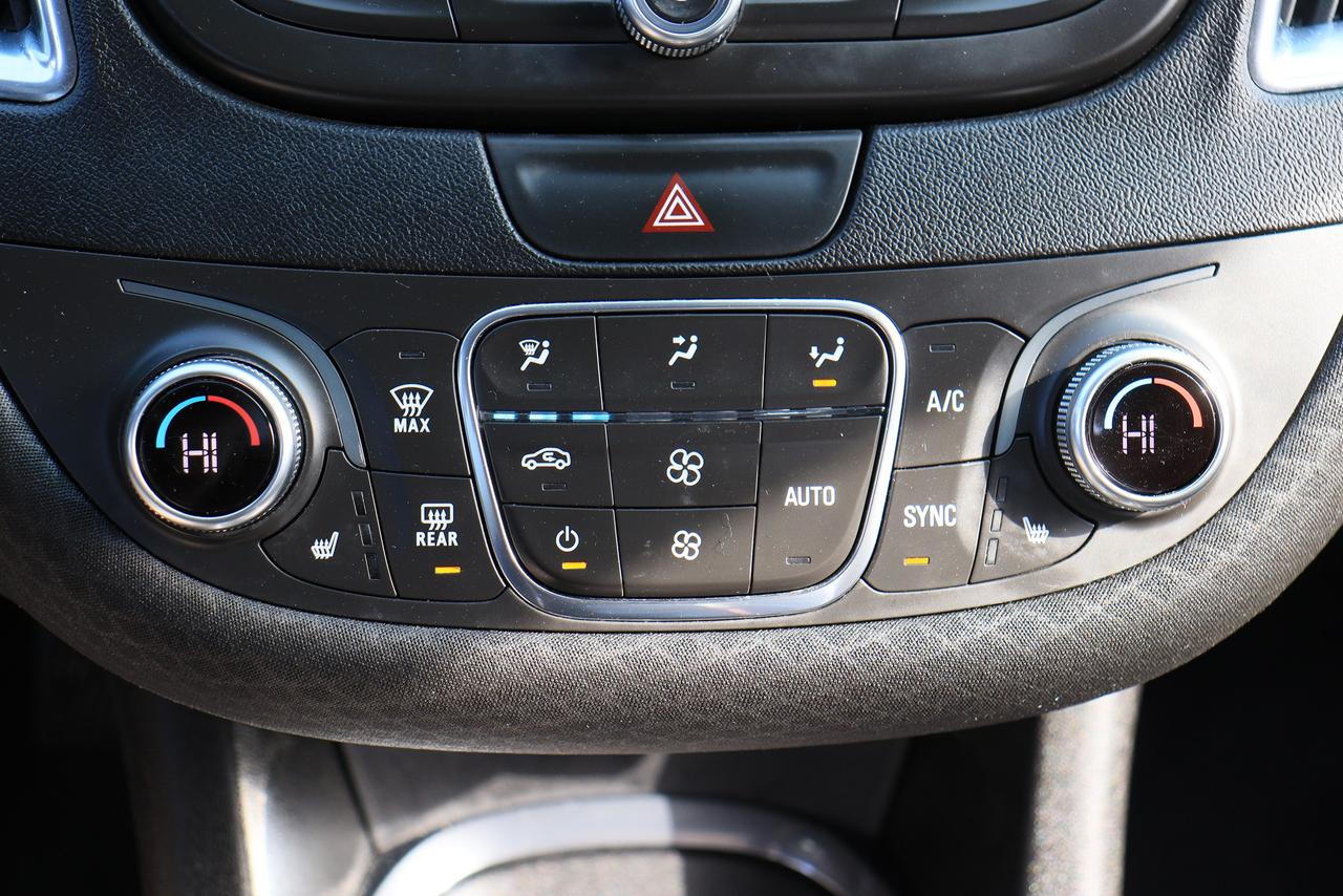 2019 Chevrolet Malibu Hybrid | Cam | CarPlay | GM Serviced | Very Clean Photo59