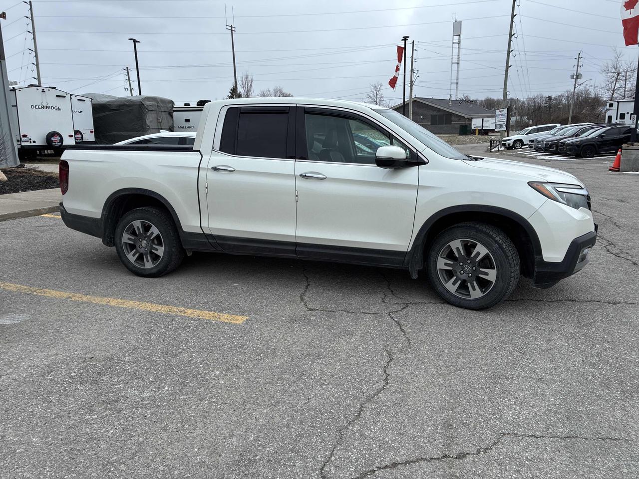 2017 Honda Ridgeline Touring | Leather | Roof | Nav | Cam | Tonneau ++ Photo