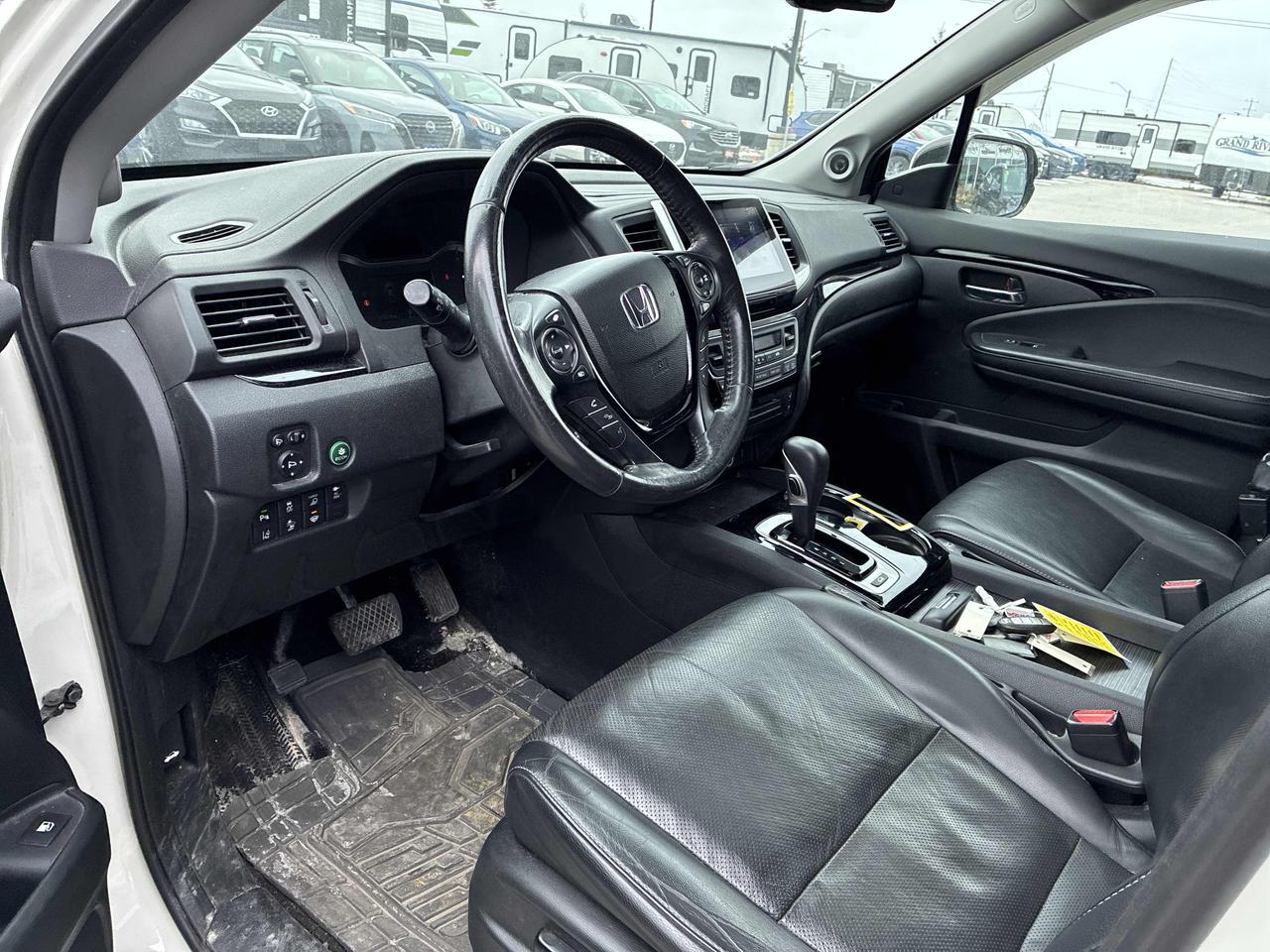 2017 Honda Ridgeline Touring | Leather | Roof | Nav | Cam | Tonneau ++ Photo26