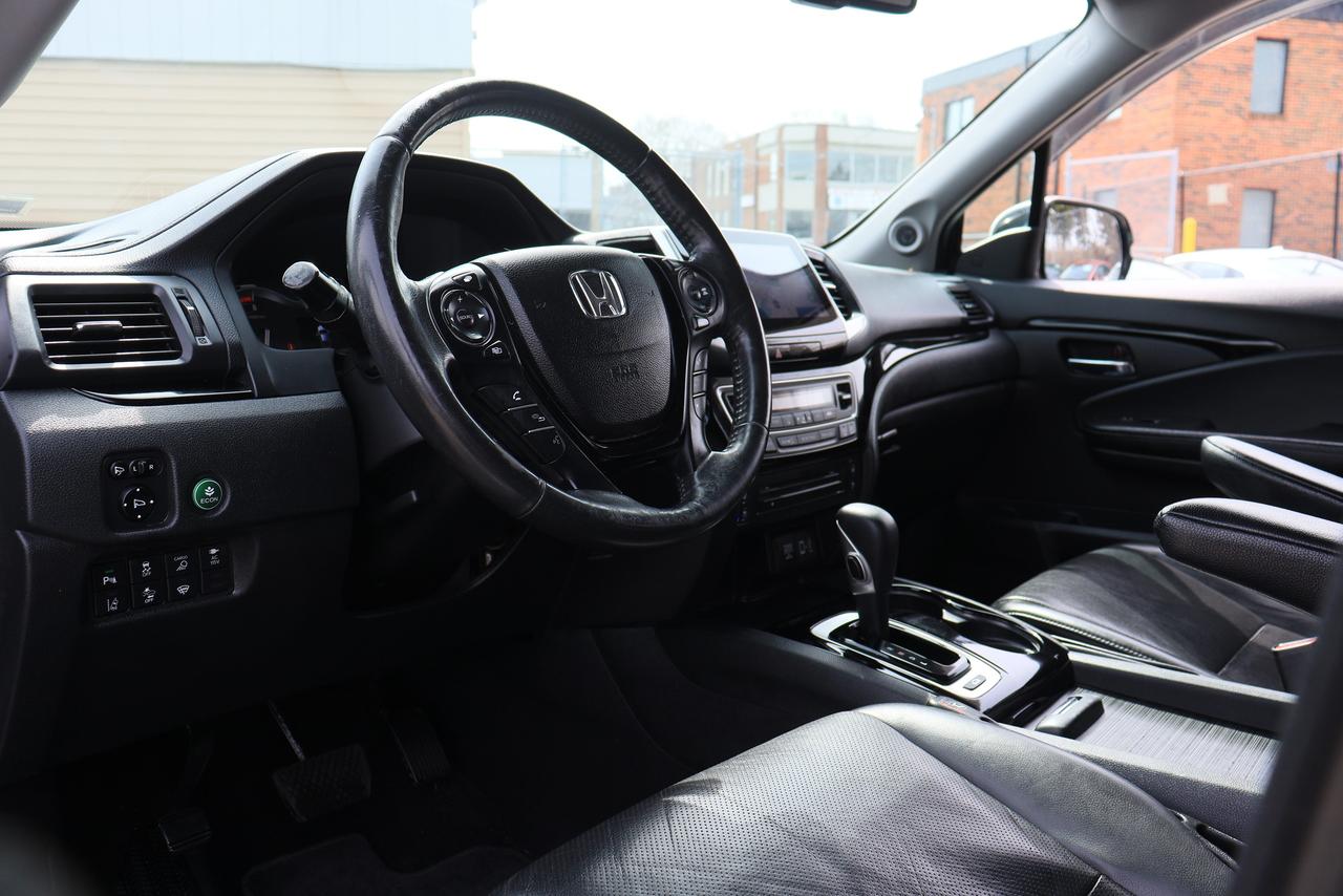 2017 Honda Ridgeline Touring | Leather | Roof | Nav | Cam | Tonneau ++ Photo68