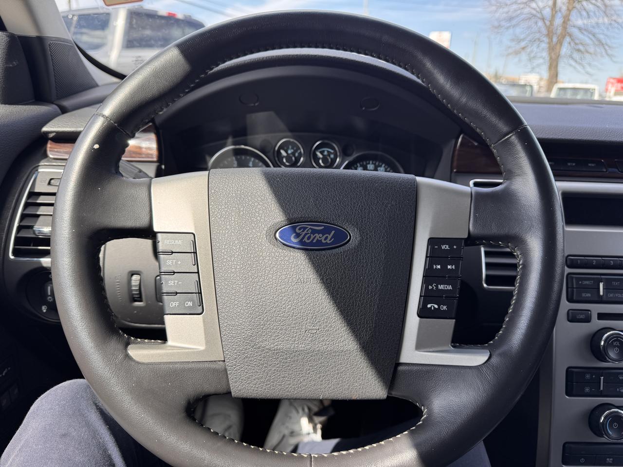 2012 Ford Flex SEL Photo