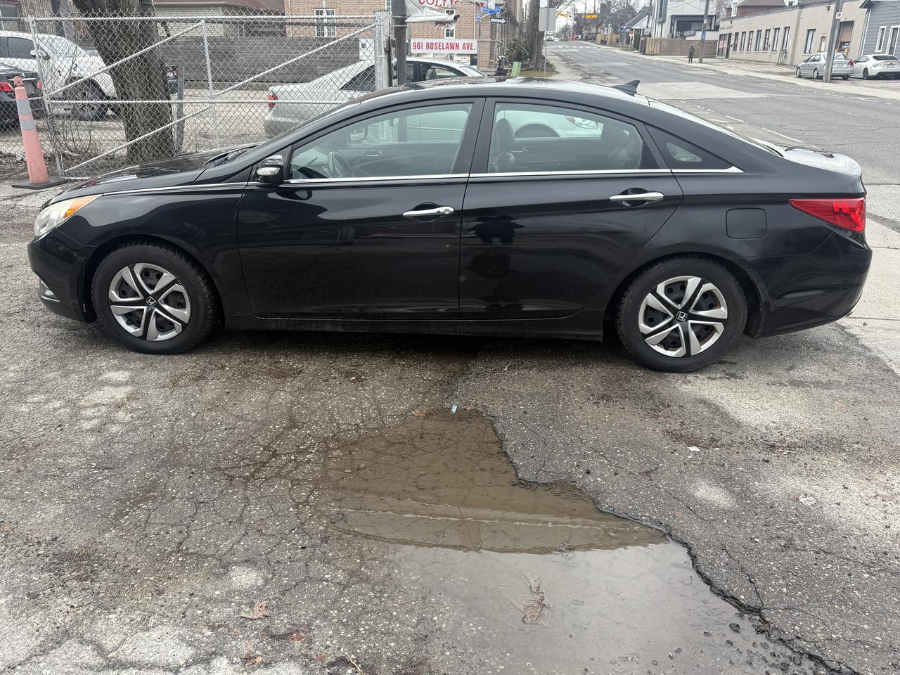 2011 Hyundai Sonata LIMITED Photo