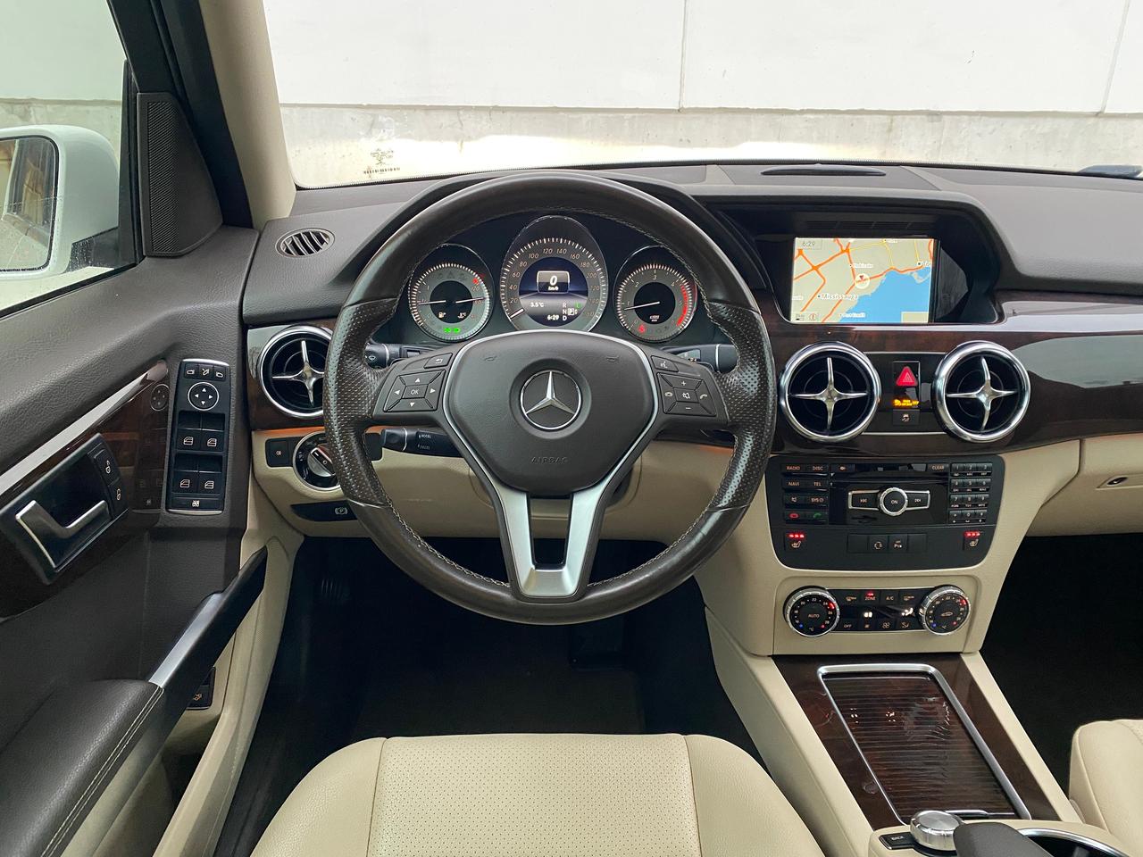 2014 Mercedes-Benz GLK-Class GLK250-4MATIC-BLUETEC-NAV-360 CAMERA-PANO ROOF Photo