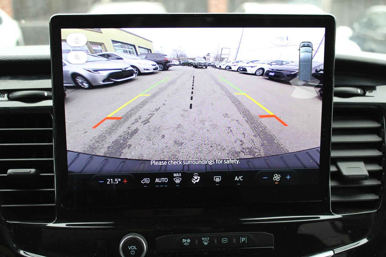 2023 Ford Transit XLT Photo