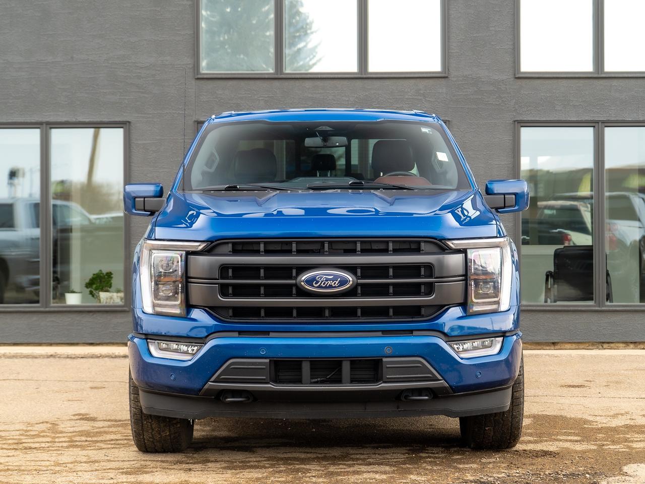 2023 Ford F-150 Lariat Photo2