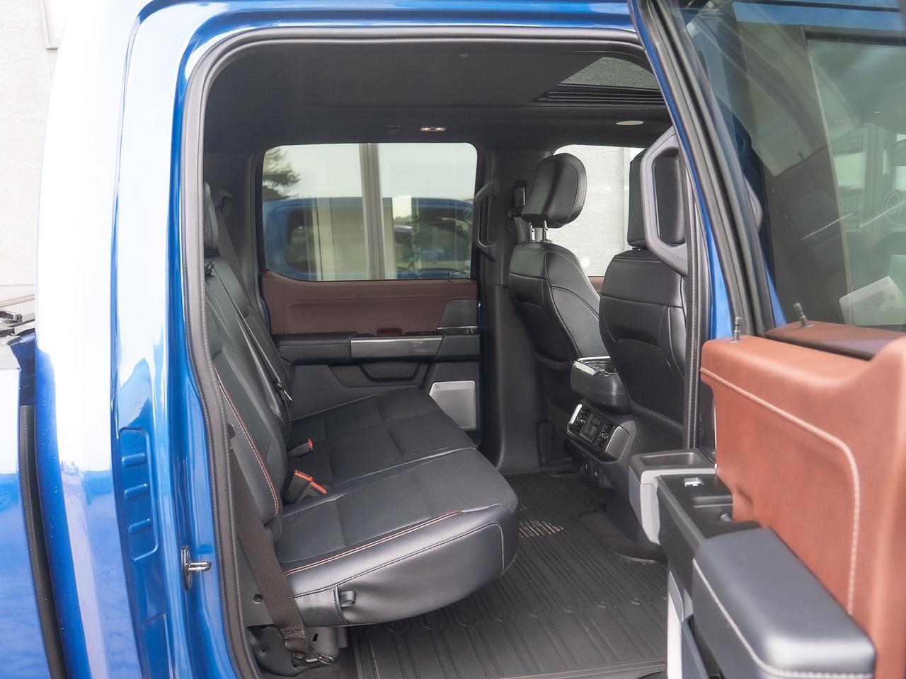 2023 Ford F-150 Lariat Photo19