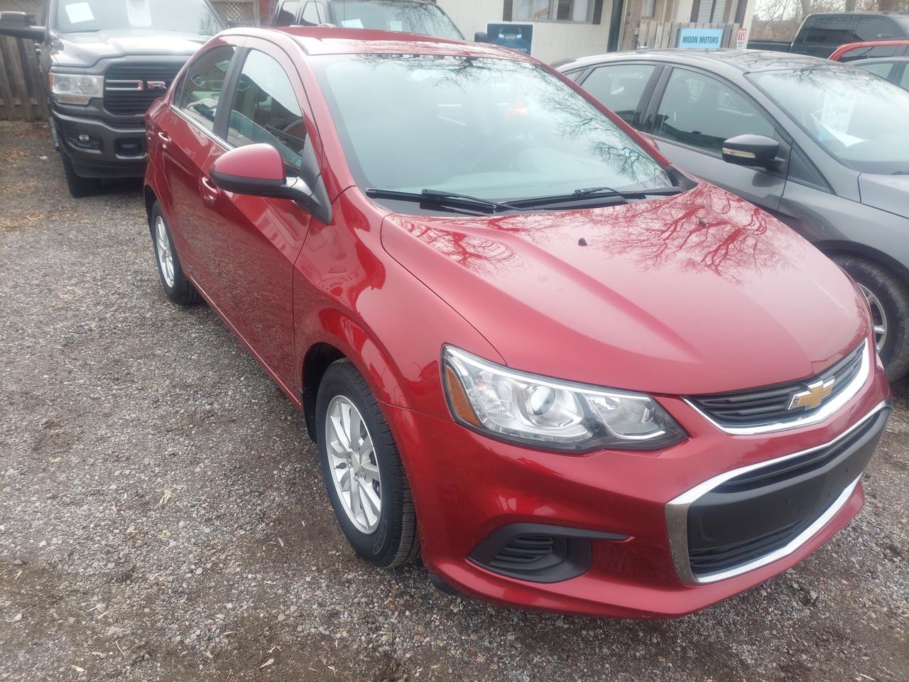 Used 2017 Chevrolet Sonic 4dr Sdn Auto LT for sale in Oshawa, ON