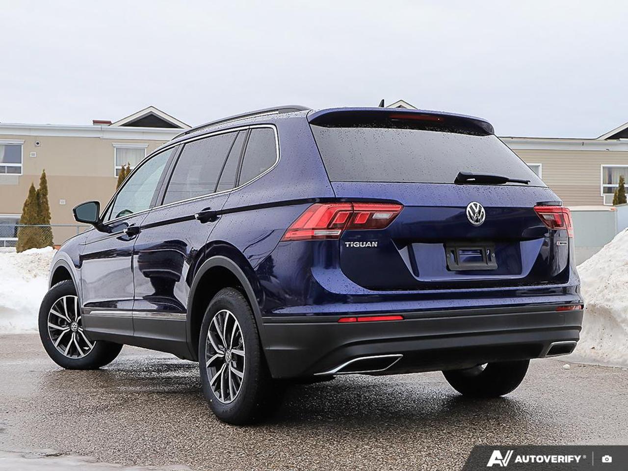 2021 Volkswagen Tiguan Comfortline AWD, PANO, NAVI, LEATHER INT, H/SEATS, Photo3