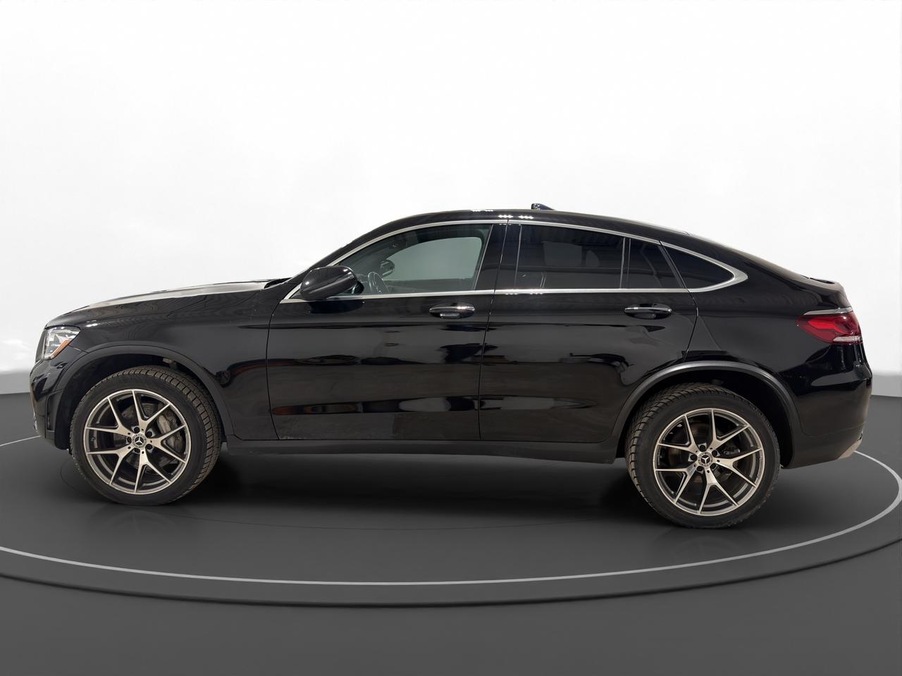 2021 Mercedes-Benz GLC 300 GLC 300 | AMG PKG | RED INT. | COUPE Photo3