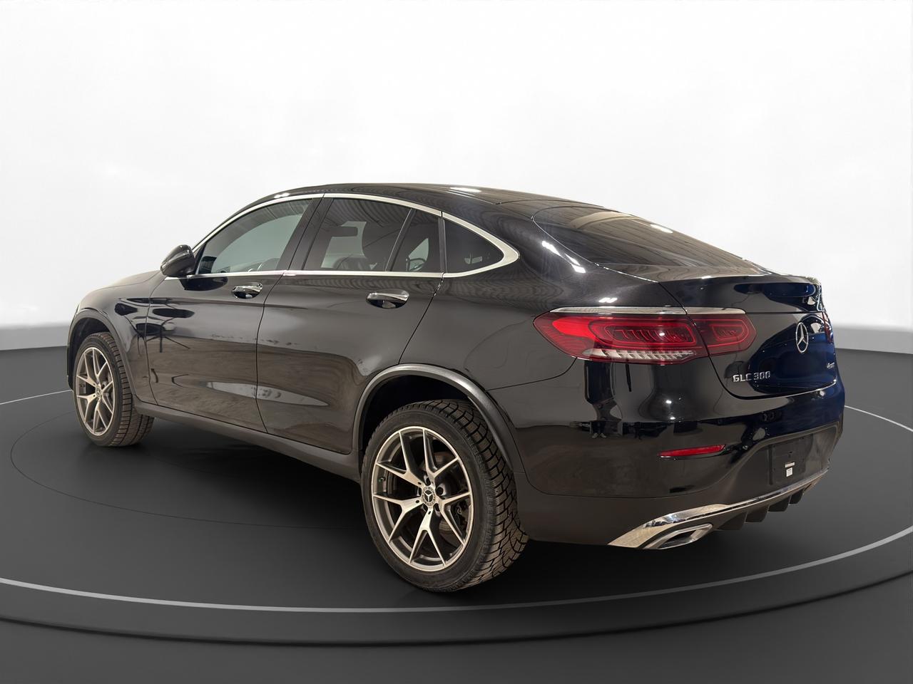 2021 Mercedes-Benz GLC 300 GLC 300 | AMG PKG | RED INT. | COUPE Photo4