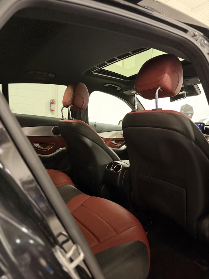 2021 Mercedes-Benz GLC 300 GLC 300 | AMG PKG | RED INT. | COUPE Photo