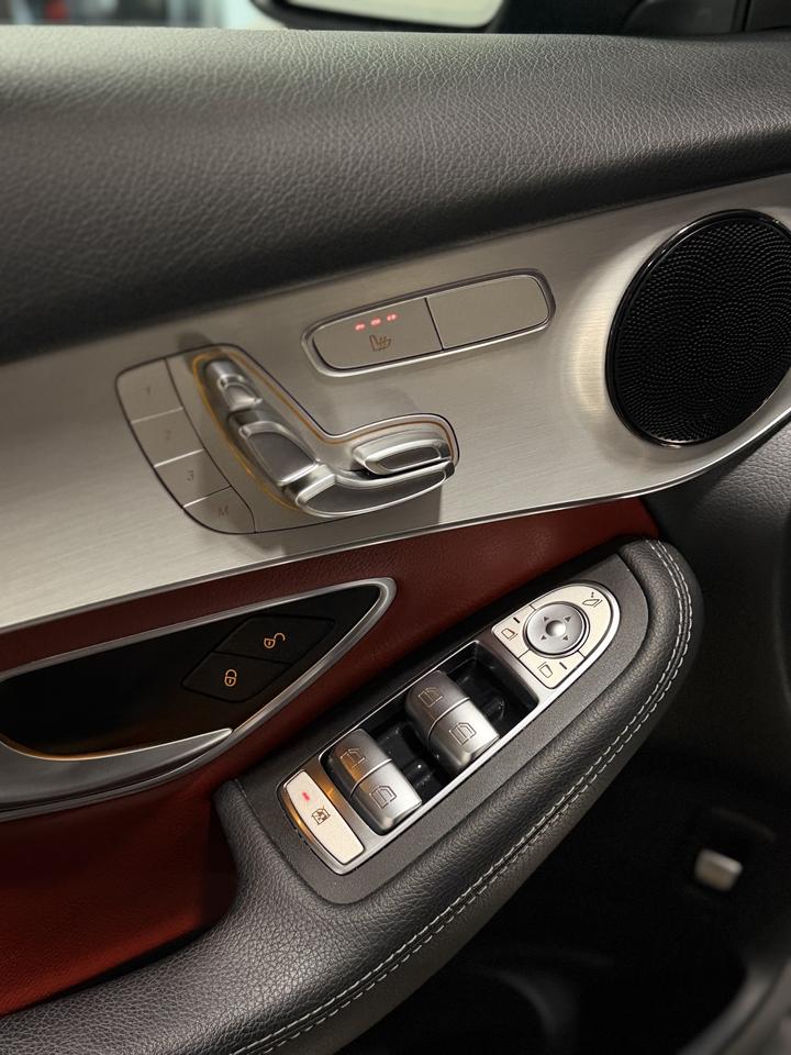 2021 Mercedes-Benz GLC 300 GLC 300 | AMG PKG | RED INT. | COUPE Photo