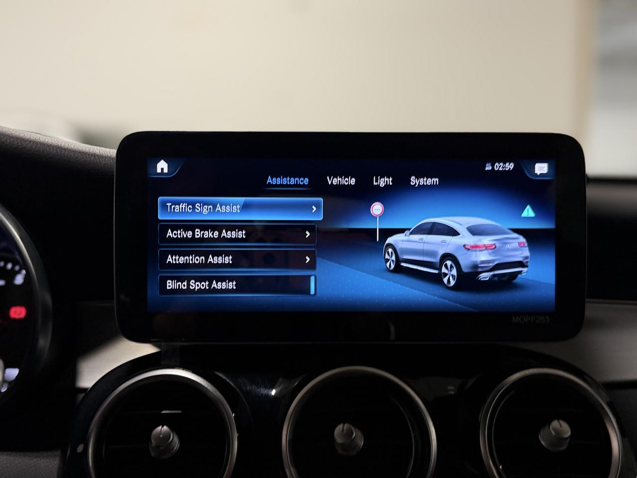 2021 Mercedes-Benz GLC 300 GLC 300 | AMG PKG | RED INT. | COUPE Photo