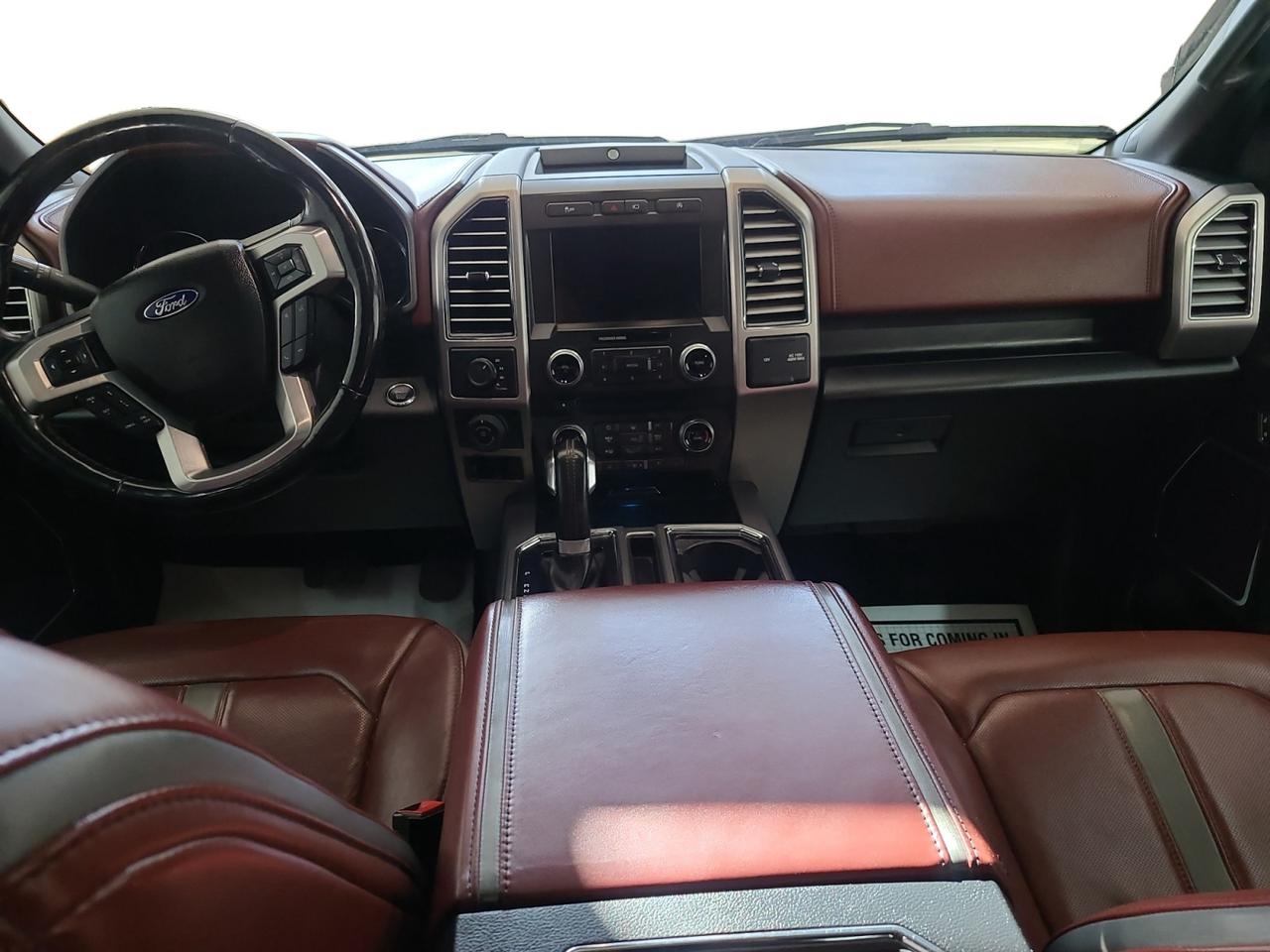 2018 Ford F-150 Platinum - Photo #12