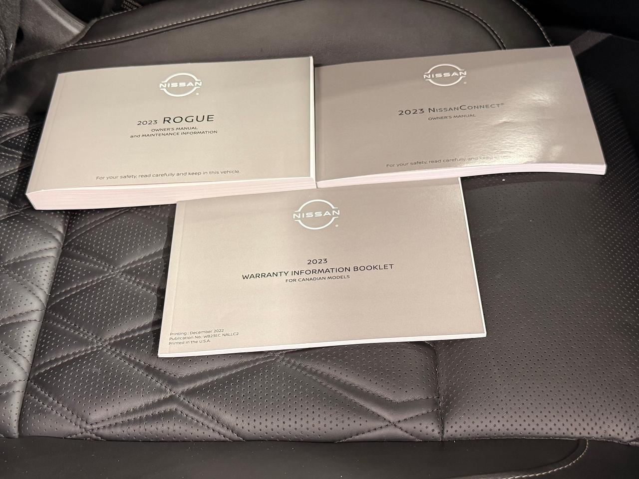 2023 Nissan Rogue Platinum AWD+HUD+BSM+Pano Roof+CLEAN CARFAX Photo102